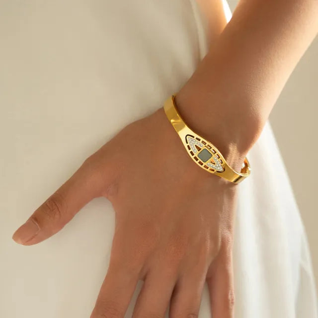 Vintage natural stone turquoise stone inlaid stainless steel bangle bracelet