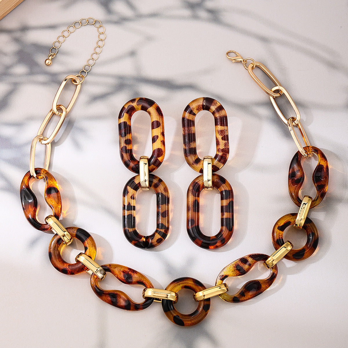 Exaggerated amber acrylic leopard chain necklace earrings multi-piece set