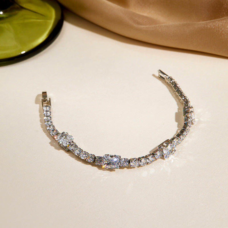 New Exquisite Diamond Shiny Bracelet Women's Luxury High-end Style tennis bracelet