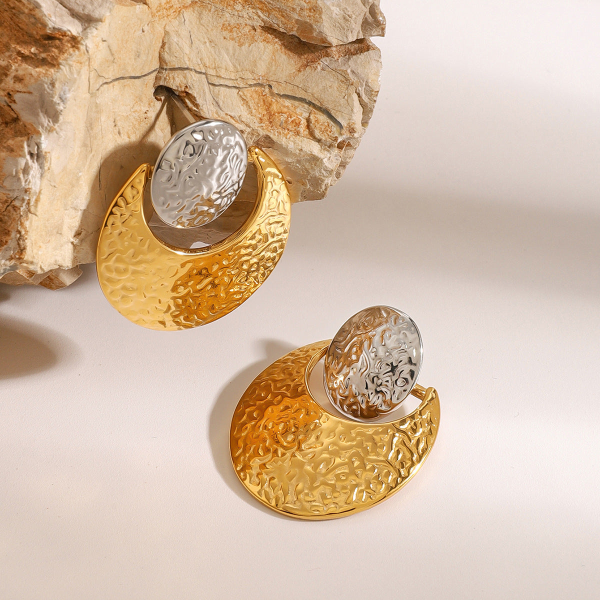 Elegant geometric round shape mix color stainless steel earrings