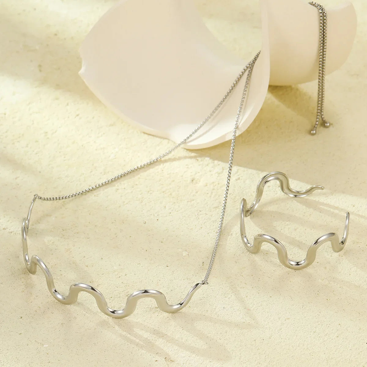 Simple wave shape stainless steel choker necklace bangle suit
