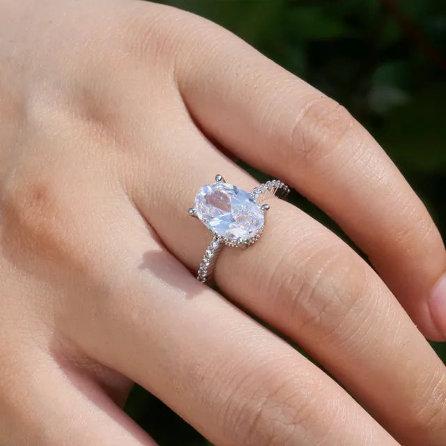 Fashion Personalized oval cut Zircon Platinum Ring