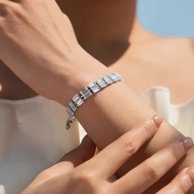 New Exquisite Diamond Shiny Bracelet Women's Luxury High-end Style tennis bracelet