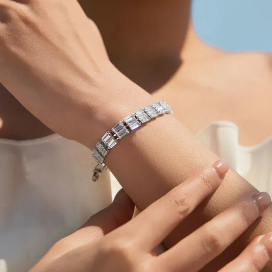 New Exquisite Diamond Shiny Bracelet Women's Luxury High-end Style tennis bracelet